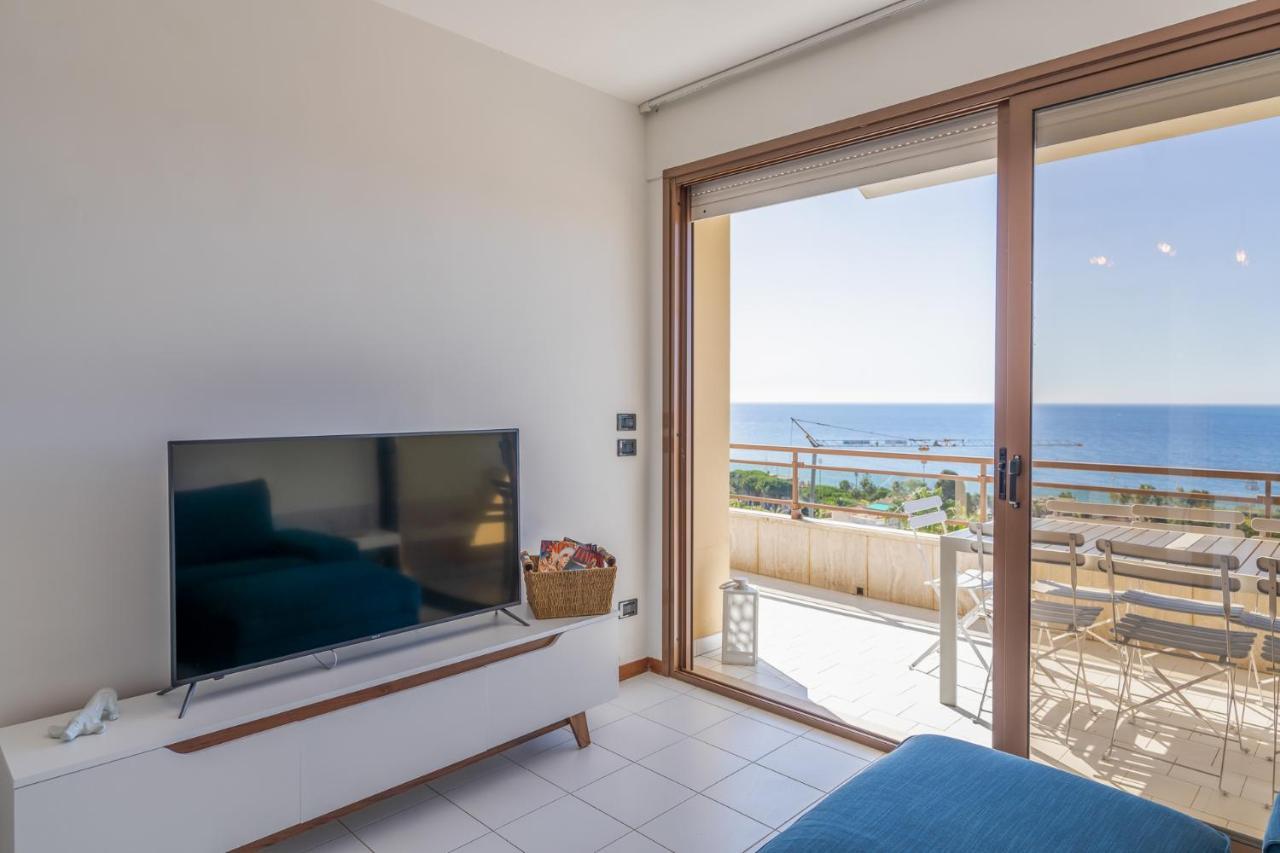 Apartment Blue View