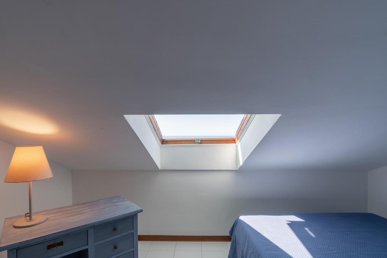 Blue View Apartment